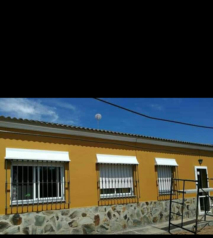 Pintura Y Decoracion Perez Sierra — Fotos 4
